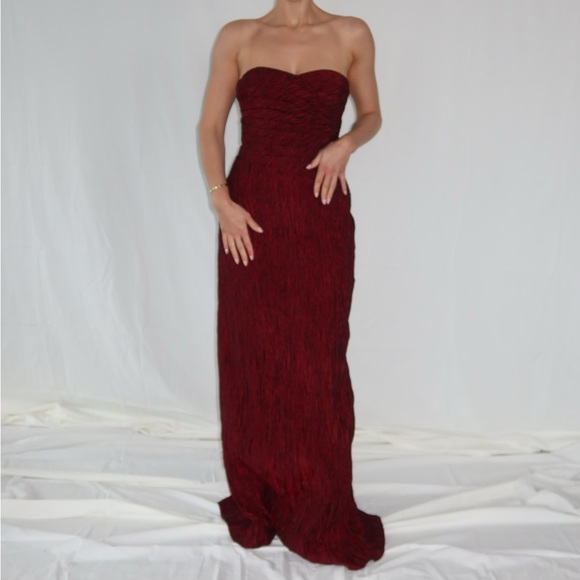 Vintage gown - Picture 1 of 5